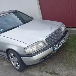 Продам надійне авто