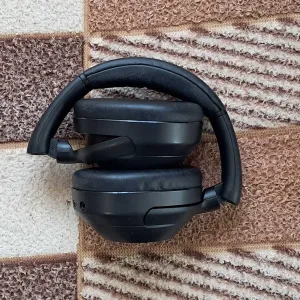 Блютуз навушники Sony ULT Wear Black