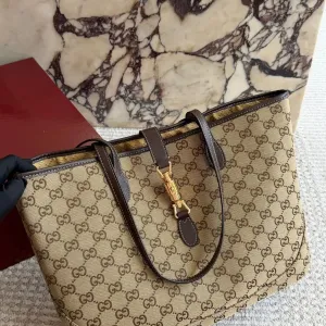 Сумка Gucci GG Monogram Jackie Tote Bag