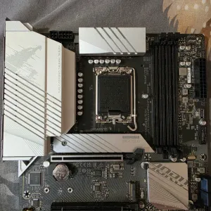 GIGABYTE B760M Aorus Elite AX