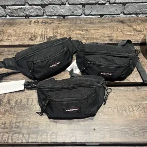 Бананка на пояс сумка сумочка  истпак істпак бананка eastpak