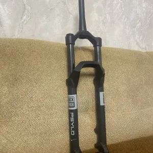 Rock Shox Psylo 150mm 27.5/29” , нова вилка від rockshox
