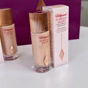 База для обличчя Charlotte Tilbury Hollywood Flawless Filter