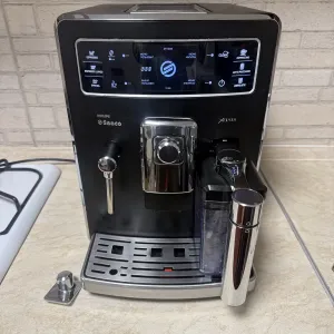 Кавомашина Saeco Xelsis HD8944 Італія