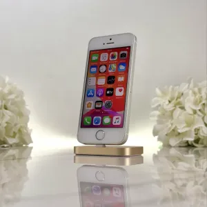Чудовий iPhone SE-1 iOS 13.5! 64GB Neverlock 89%АКБ(Магазин Гарантія)