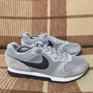 Чоловічі кросівки nike
