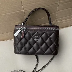 Сумка крос-боді (багато кольорів) Chanel та Yves Saint Laurent стьобані vanity кейс