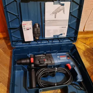 Оригінал,новий,змінний патрон!!Перфоратор Bosch GBH 240 F,790вт,2.7дж