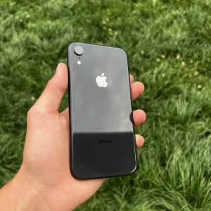 Айфон/Iphone XR Акб 97% 10/10 стан нового!