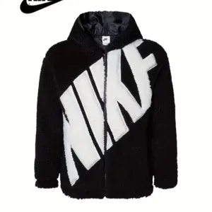 Нова Куртка NIKE оригінал (тедді/шерпа) осінь/зима EU38/M/46
