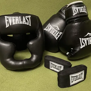 Боксерський шолом Everlast, рукавиці Everlast 10, 12 oz, бинти Everlast 4м