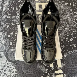 Кросівки Adidas x Jeremy Scott ВЖЕ В УКРАЇНІ
