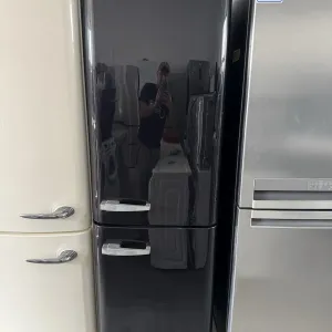 Холодильник Smeg ретро