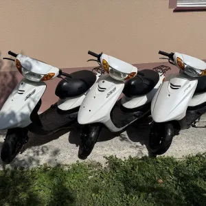 Yamaha jog 39 скутер з контейнера