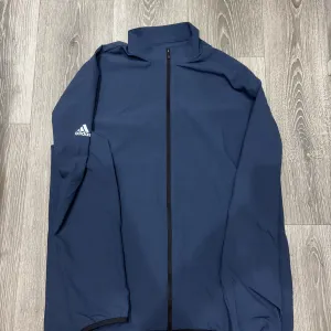Вітровка Adidas , у синьому кольорі , в розмірі М-L