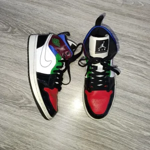 Кросівки Air Jordan 1 Mid SE Multi DB5454-001 оригінал
