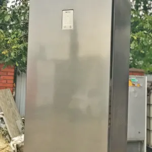 Шикарний холодильник Samsung no Frost, 200 см, сірий, з Німеччини