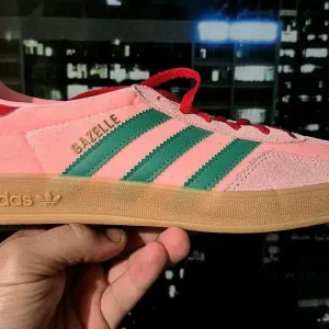Жіночі кросівки Аdidas Gazelle Indoor W Court Green(Оригінал)38-24см
