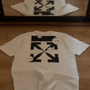 Продам футболку Off-White