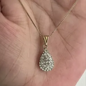 Колье золото 585 камни Swarovski вес 2,11 длина 50