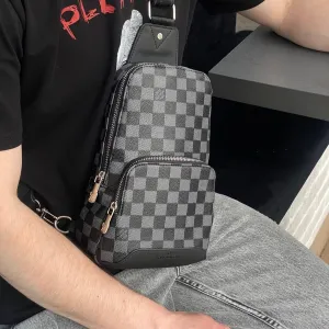 РОЗПРОДАЖ чоловіча сумка Louis Vuitton мужская сумка барсетка мессенджер через плечо слинг бананка клатч