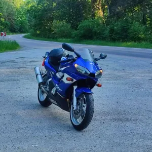 Продам Yamaha YZF R6