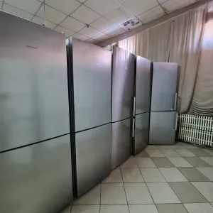Холодильник  Bosch KGV 33 VL 30
