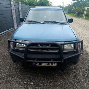 Nissan navara D22