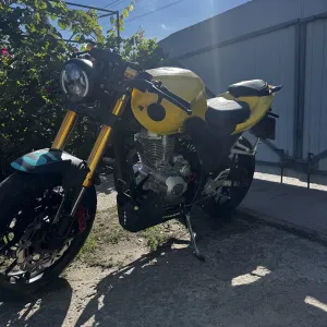 Продам мотоцикл 250