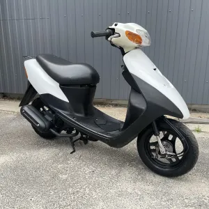 Японський скутер Suzuki Lets 2 (Бабочка)