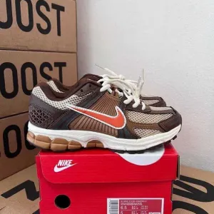 Женские кроссовки Nike Vomero 5 brown / Найк Вомеро 36 37 38 39 40