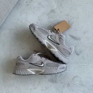 Оригинал Nike V5 RNR Moon Particle (II6292 201) оригинальние летние кроссовки найк в 5 ранер