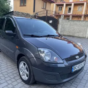 Ford Fiesta 2006 рік газ/бензин