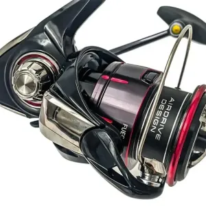 Катушки (новые) Daiwa 23 Fuego LT.  Оригинал 100%. Дайва Фуэго