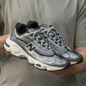 New Balance 1000 Silver Metalic / 40-45 / РОЗПРОДАЖ