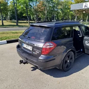 продам Субару аутбек