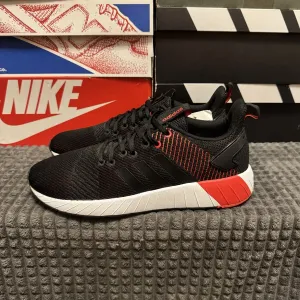 Чоловічі кросівки 45(29см)Adidas Questar BYD оригінал