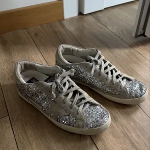 Оригінальні блискучі Golden Goose 39 розмір