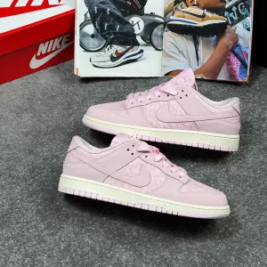 Кросівки жіночі Nike Dunk Low Lace Pack Regal Pink / Nike Dunk Low Lace Pack Regal Pink