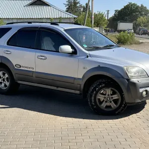 Kia Sorento 2004, 2.5 бенз
