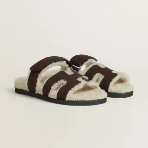 Жіночі теплі коричневі сандалі з овчиною Hermès Chypre Shearling Sandals