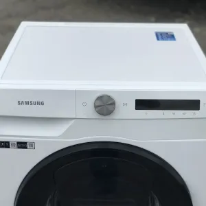 Пральна машина Samsung 9 кг, 2023р. В гарному  стані, з Німеччини.