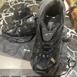 Жіночі та чоловічі кросівки Balenciaga GB 3xl Extreme Laces B Trainers in Black Premium 40(26)