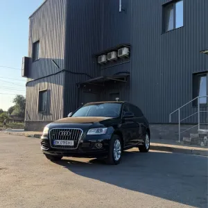 Продам Audi Q5 2013 року випуску в ідеальному стані. Повний привід Quattro,