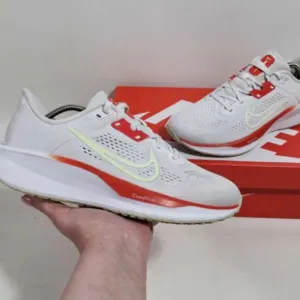 Кросівки Nike Quest 6 (р. 40) Оригінал Nike REACT Air Zoom Pegasus / беговые кроссовки