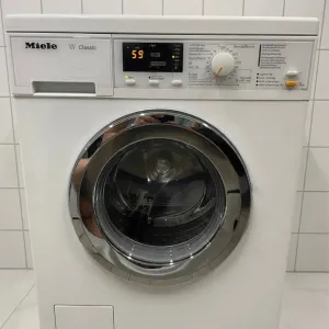 Пральна машина Miele