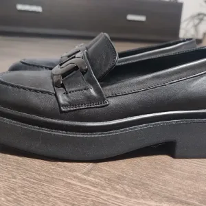 Жіночі лофери Braska, eur39/24,5см