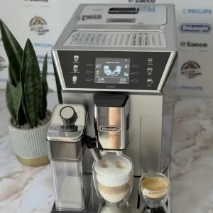 Кавомашина Delonghi primadonna class кавоварка кофемашина