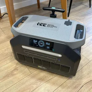 Зарядна станція IEETEK P3200 (3200W / 2048Wh)