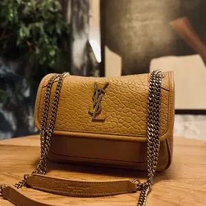 Сумка Saint Laurent Niki оригинальная ( на подарок )